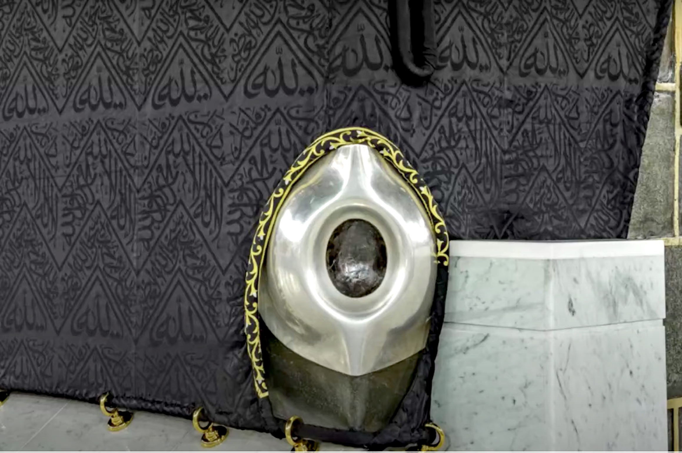 VR experience to allow Muslims to touch Black Stone